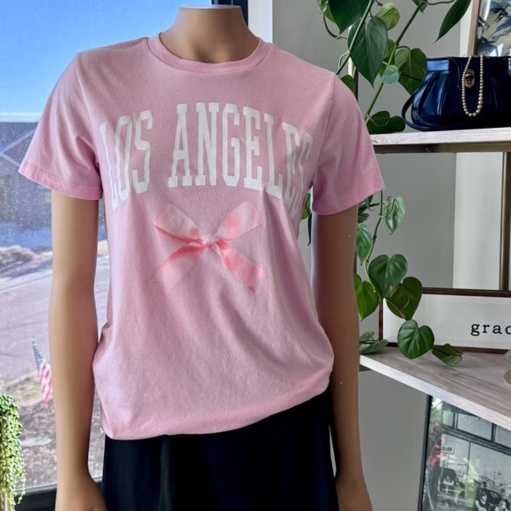Grayson Threads, Los Angeles Pink Bow Tee, Size: Small